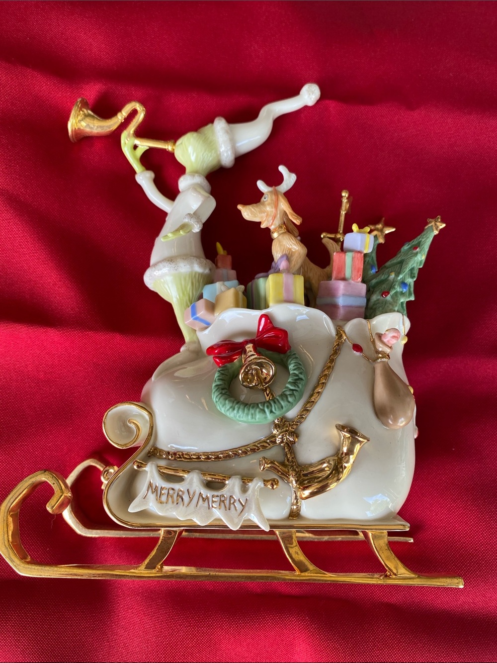 LENOX Dr. Seuss “Return to Whoville” Grinch and Sleigh Figurine.